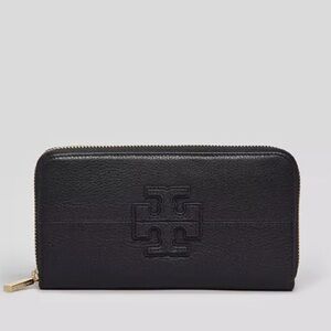 Tory Burch | Stacked T Zip Continental Wallet in Black